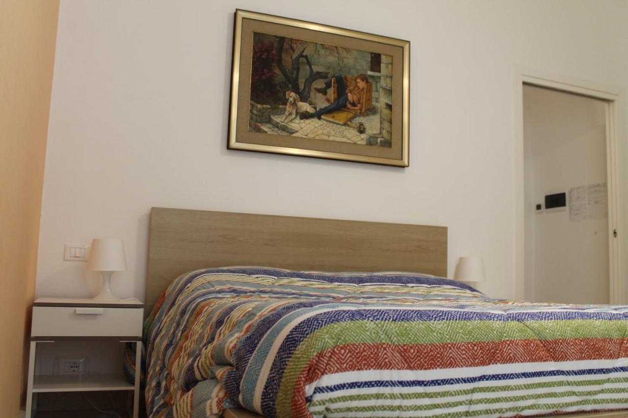 B&B Piazza Garibaldi 圣埃拉莫因科莱 外观 照片